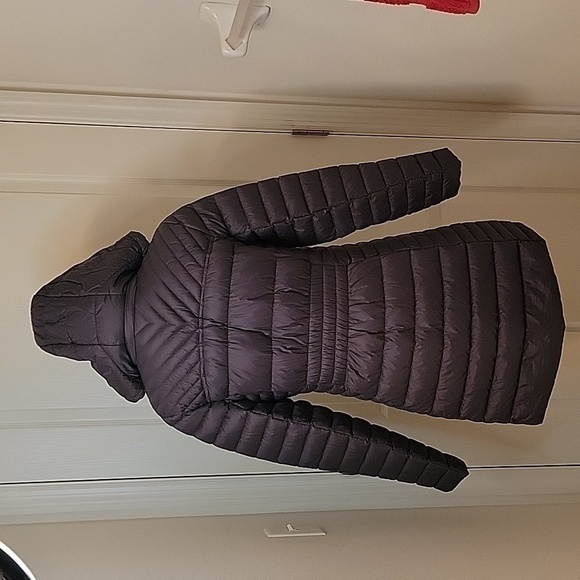 Michael Michael Kors Packable Down Coat, Size M, Steel / Charcoal Gray (Grey) - Picture 9 of 11